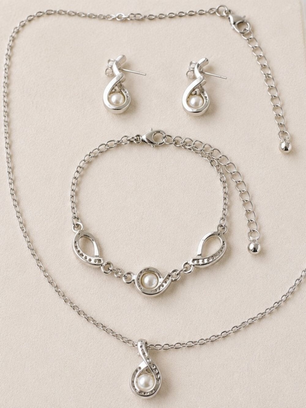 Genuine Ivory White Pearl Necklace, Bracelet & Earrings Jewelry Seti